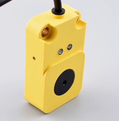 感应螺丝机弹簧钢珠机传感器